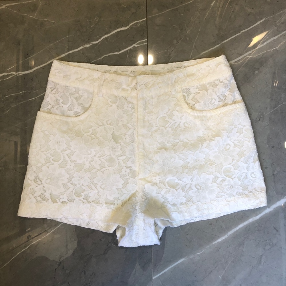 Women’s high waisted lace short - Picture 1 of 4